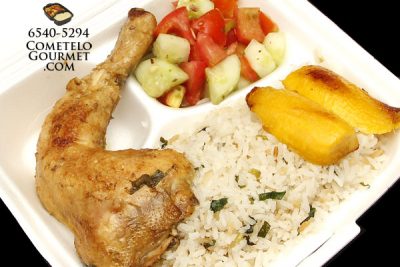 Pollo al Horno y Arroz Verde